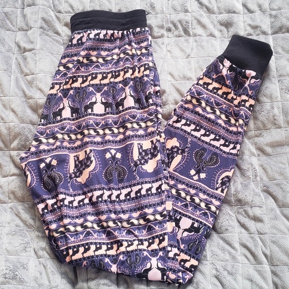 Ardene Elephant Print Comfy Pants - Picture 3 of 4